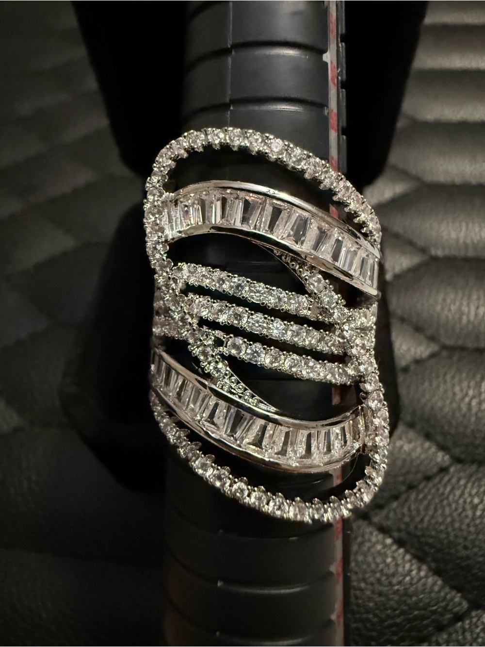 Elegant Silver-Tone Crystal Statement Ring - Clear
